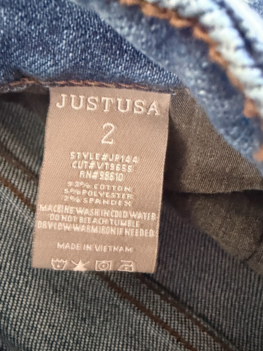 Just USA Medium Blue Distressed Skinny Jeans - Picture 3 of 4